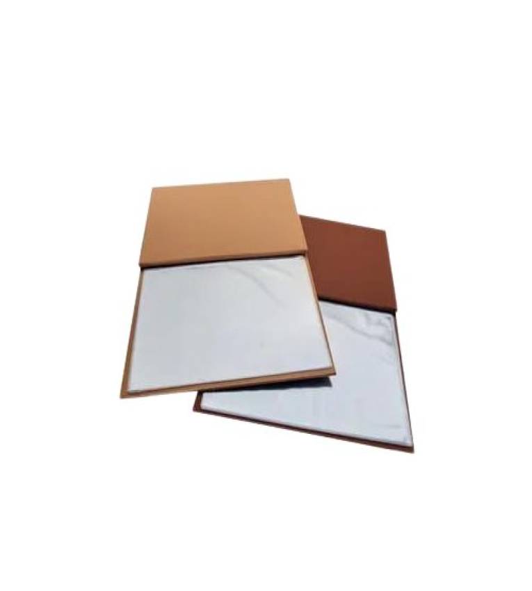 Porte-menu classique marron en similicuir 16 larges A4